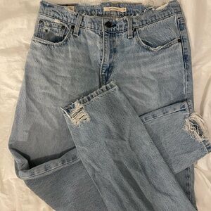 Levi middy straight size 29